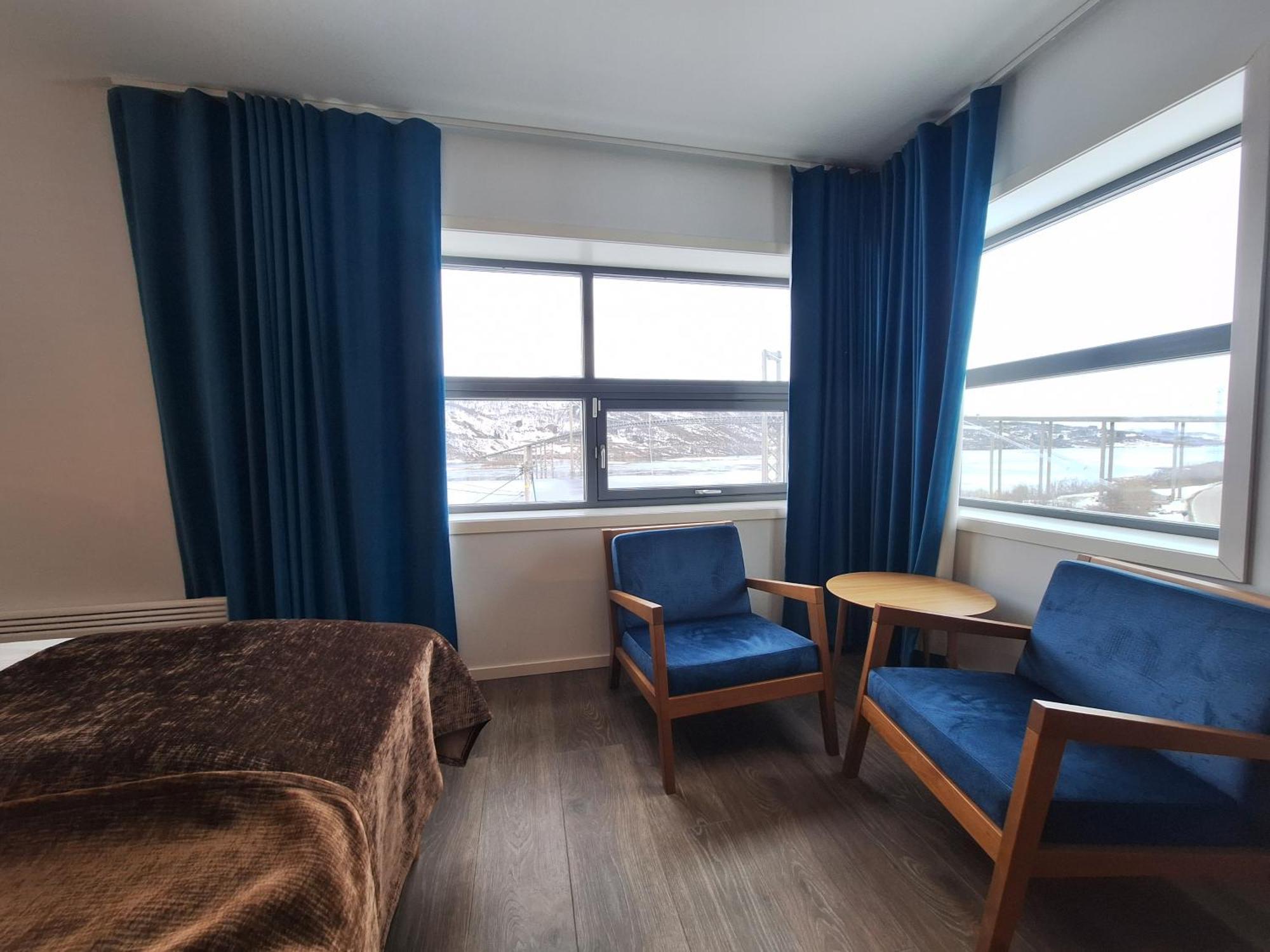 Tjeldsundbrua Hotel Skanland エクステリア 写真